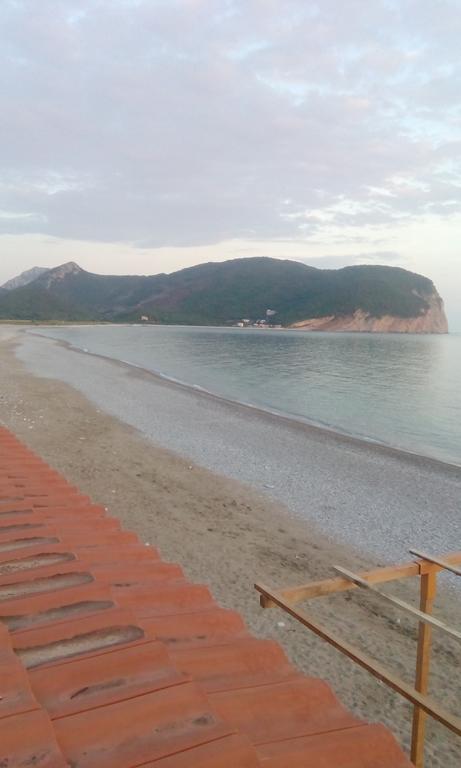 Вілла Stone House In Buljarica Petrovac Екстер'єр фото
