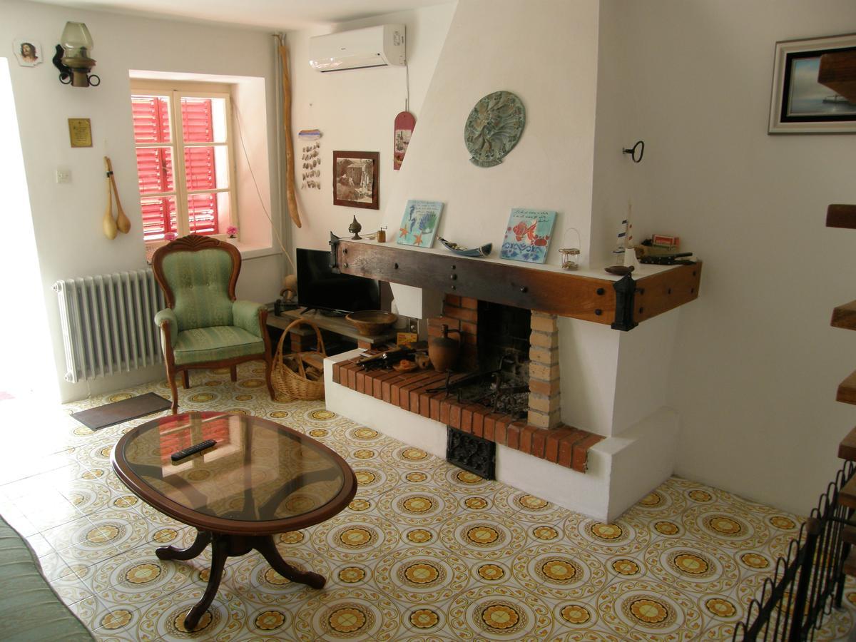 Вілла Stone House In Buljarica Petrovac Екстер'єр фото